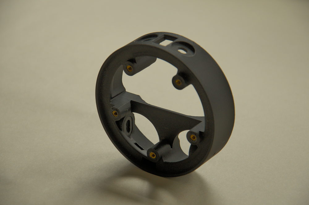 Three-quarter — photograph of the Lumi hardware.